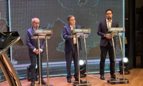 Cícero, Lucas e Efraim encerram debate com ataques, promessas e recados ao eleitor