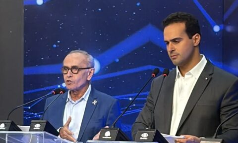Troca de acusações entre Cícero e Lucas marca 1º bloco do debate da TV Arapuan