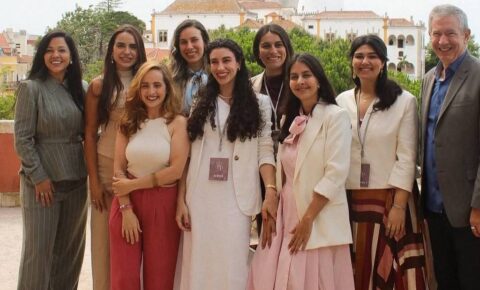 Mulheres aproximam ultradireita de Portugal e agenda evangélica brasileira