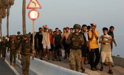 Espanha ameaça retaliar Itália caso livre circulação entre os países não seja retomada