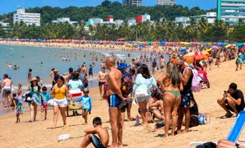 Paraíba tem três trechos de praias impróprios para banho