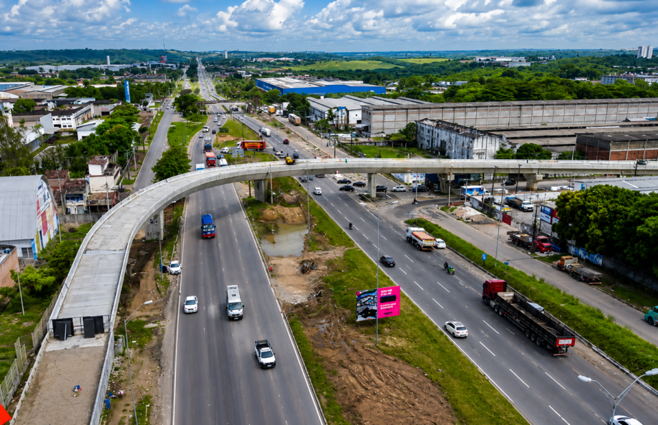 Viaduto do Bairro das Indústrias