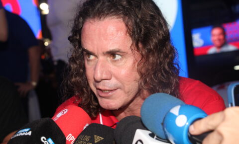 Veneziano diz que Cícero será governador sem ser tutelado por alguém; André prega voto em chapa fechada