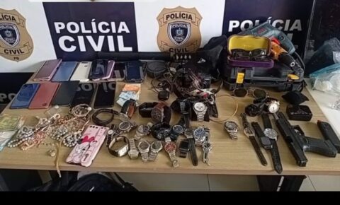 Mulher é presa suspeita de integrar grupo especializado em assaltos a residências em João Pessoa