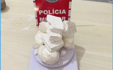 Mulher é presa após transportar cocaína e crack dentro de ônibus na Paraíba