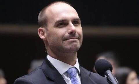 Governo Trump concede green card a Eduardo Bolsonaro