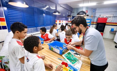 Leo Bezerra celebra maior avanço da educação de João Pessoa no Ideb entre capitais do Nordeste