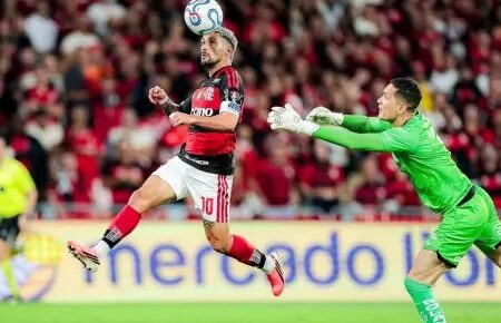 Flamengo leva susto, empata com Del Valle no fim e avança à semifinal da Libertadores
