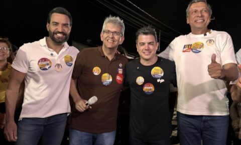 Após apoio a Aguinaldo, Ricardo Barbosa define voto para estadual e entra na campanha de Dudu Soares