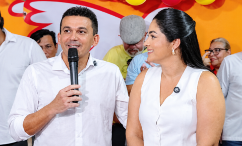 MPF questiona esposa de prefeito e candidata à AL por promoção pessoal na gestão
