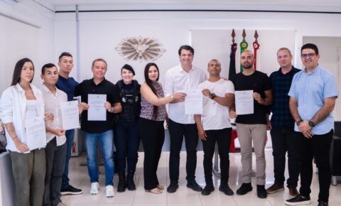 Leo Bezerra nomeia 51 novos guardas-civis e anuncia núcleos especializados para Centro Histórico, Orla e Meio Ambiente