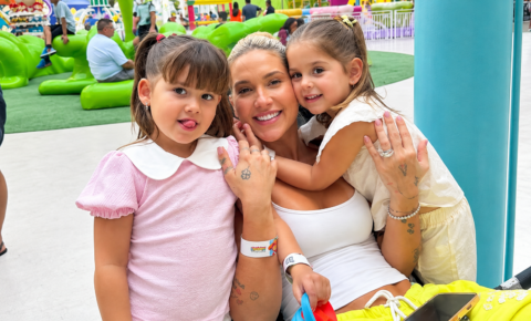 Mães tentam impedir que filhos estudem com filhas de Virginia e caso gera repercussão