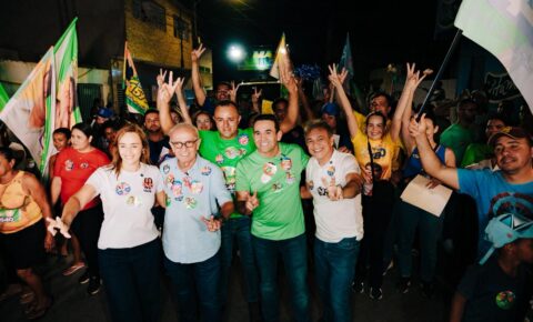 Em Campina, Cícero garante escola estadual e UPA para o Aluízio Campos ao lado de Romero e arrasta multidão no Mutirão com Dr. Jhony