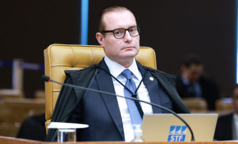Zanin manda Anatel liberar acesso ao TSE para quem ficar sem internet nas eleições