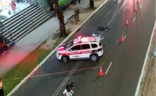 Homem morre após ser atropelado por ônibus enquanto pilotava bicicleta motorizada em João Pessoa