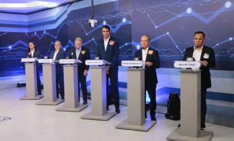 Debate ao Senado esquenta, e Veneziano desafia Nabor a quebrar sigilo sobre investigação de R$ 21 milhões