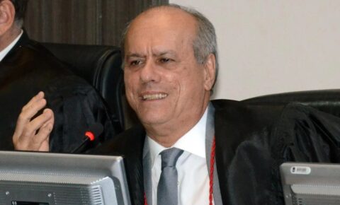 ALPB aprova Voto de Aplauso ao desembargador José Ricardo Porto