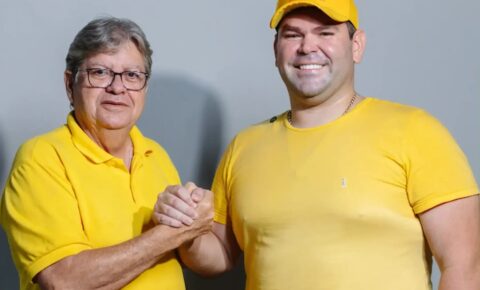 Prefeito de Alagoinha troca Veneziano por João Azevêdo para o Senado