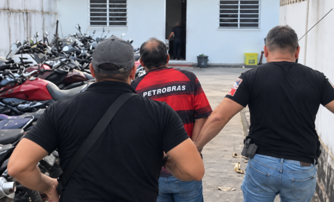 Polícia desarticula grupo suspeito de assaltar casas de Adriano Galdino e Jacó Maciel e prende oito na Paraíba